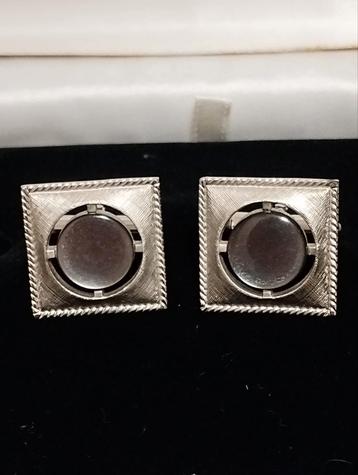 Vintage jaren zeventig Swank manchetknopen  beschikbaar voor biedingen