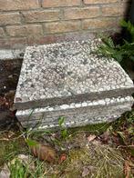 Gratis 4 Grindtegels 40x40, Tuin en Terras, Tegels en Klinkers, Ophalen, Zo goed als nieuw, Minder dan 5 m², Grind
