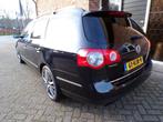 Volkswagen Passat Variant 1.8 TFSI Highline, Gebruikt, Zwart, 4 cilinders, 1434 kg