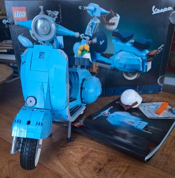 Lego Vespa 125 - Blauw - Zo goed als nieuw! beschikbaar voor biedingen