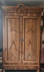 Italiaanse houten kledingkast, Ophalen