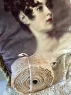 Oude kanten rol stoffen lint kant hele rol, Antiek en Kunst, Curiosa en Brocante, Ophalen of Verzenden