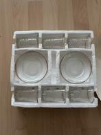 Vintage Glazen met Schotels - Nieuw in Doos!, Ophalen, Nieuw, Glas, Overige stijlen