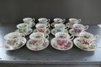 Royal Albert kop en schotel Flower of the Month Series 12 x, Antiek en Kunst, Antiek | Servies compleet, Verzenden