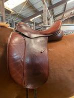 Kentaur zadel 18 inch, Dieren en Toebehoren, Paarden en Pony's | Zadels, Ophalen of Verzenden, Zo goed als nieuw, Dressuur