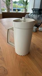 Vintage Tupperware sapkan crème medium, Ophalen of Verzenden, Zo goed als nieuw, Crème, Beker of Kan