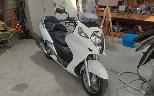 Honda FJS 600A Silver Wing ABS 2006, Motoren, Motoren | Honda, Bedrijf, Scooter, meer dan 35 kW, 2 cilinders, Motorrijbewijs A