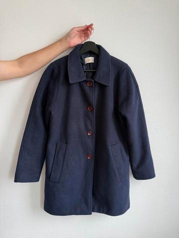 Woman Navy Blue Coat  beschikbaar voor biedingen