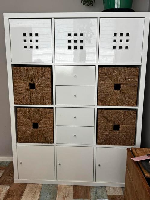 IKEA KALLAX Kast – 12 vakken + lades, deuren & manden (t.w.v, Huis en Inrichting, Kasten | Boekenkasten, Gebruikt, 100 tot 150 cm
