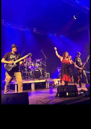 coverband REBEL GAZ speelt de beste⚡ROCK covers/ band huren  beschikbaar voor biedingen