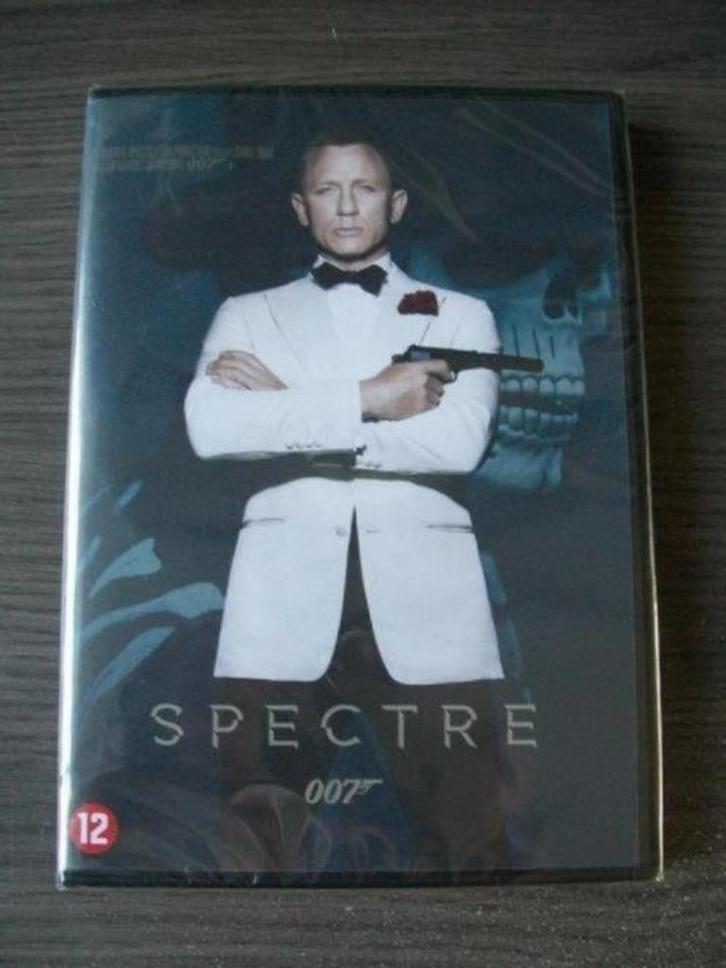 JAMES BOND 007 SPECTRE (Daniel Craig) nieuw in seal, Cd's en Dvd's, Dvd's | Tv en Series, Zo goed als nieuw, Actie en Avontuur