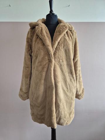 Carnavals bontjas effen Beige, maat M, Jas thema Beige beschikbaar voor biedingen