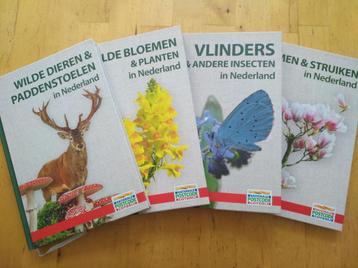 4x boek Vlinders,Bloemen,Dieren | Nationale Postcode Loterij beschikbaar voor biedingen