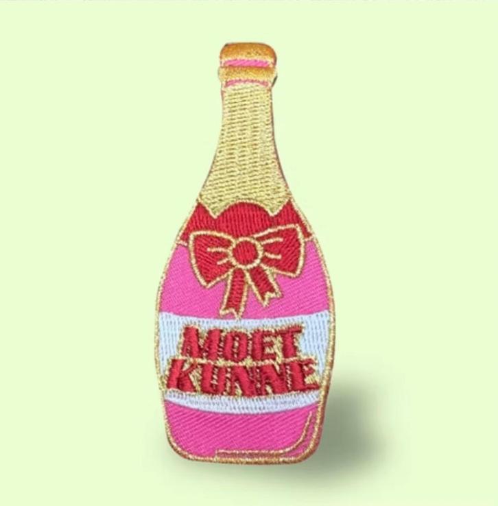 Carnavals emblemen Oeteldonk Pins Elluf Elluf Moet Kunne, Kleding | Dames, Carnavalskleding en Feestkleding, Nieuw, Accessoires