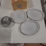 Stonehenge Midwinter servies gespikkeld met bruine rand, Huis en Inrichting, Keuken | Servies, Ophalen of Verzenden, Zo goed als nieuw