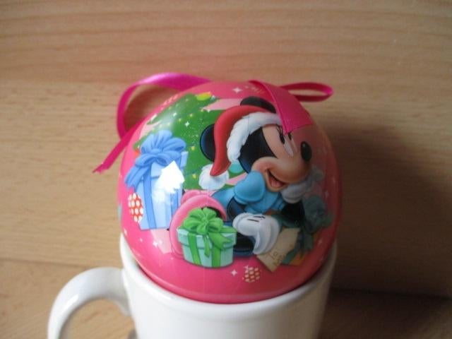 Disney Minnie Mouse kunststof kerstbal  roze, Ophalen of Verzenden, Overige figuren, Zo goed als nieuw, Beeldje of Figuurtje