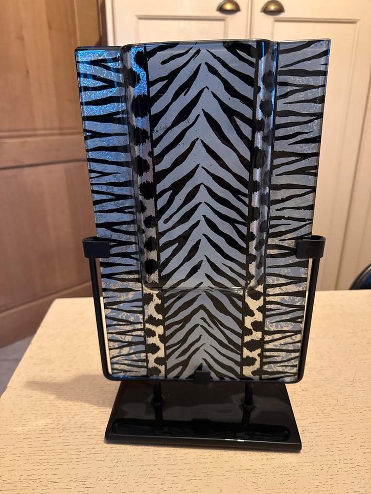 Zebra Design Glazen Vaas, Huis en Inrichting, Woonaccessoires | Vazen, Zo goed als nieuw, Zwart, Minder dan 50 cm, Glas, Ophalen of Verzenden
