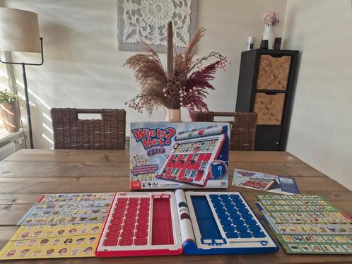 Wie is het? Extra, Hobby en Vrije tijd, Gezelschapsspellen | Bordspellen, Zo goed als nieuw, Een of twee spelers, Ophalen of Verzenden