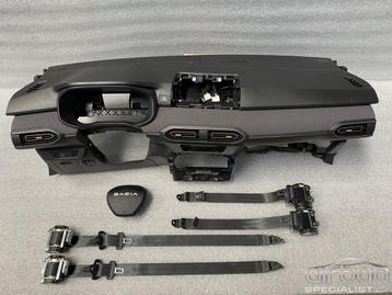Dacia Sandero 2021+ dashboard + airbag set stuur airbag pass beschikbaar voor biedingen
