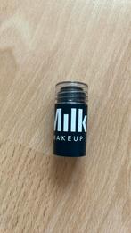 Milk sculpt stick in sizzle, Sieraden, Tassen en Uiterlijk, Uiterlijk | Cosmetica en Make-up, Ophalen, Zo goed als nieuw