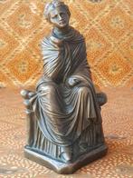 Prachtig zwaar antiek brons beeldje van een vrouw 13,8 cm., Ophalen of Verzenden, Brons