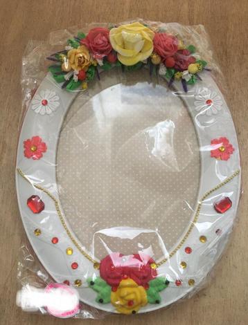 Rozen bloemen fotolijst ovaal handwerk in verpakking NIEUW beschikbaar voor biedingen