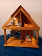 Houten Poppenhuis met Meubels en Poppen, Ophalen, Gebruikt, Poppenhuis