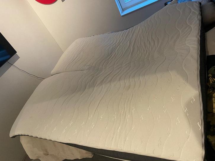 Gebruikte topper matras, Huis en Inrichting, Slaapkamer | Matrassen en Bedbodems, Gebruikt, Matras, 180 cm, 200 cm, Tweepersoons