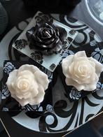 Kaarsen in vorm van een roos met glazen plateau, Huis en Inrichting, Woonaccessoires | Vazen, Overige materialen, Ophalen of Verzenden