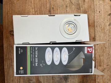 Led spots dimbaar. beschikbaar voor biedingen