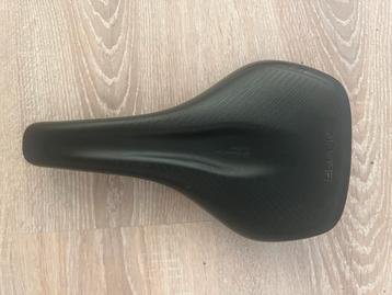 Ergon All Road CORE Pro men M/L size beschikbaar voor biedingen