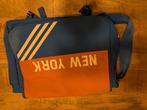 Adidas werk/laptop tas, Sieraden, Tassen en Uiterlijk, Tassen | Schoudertassen, Ophalen of Verzenden, Zo goed als nieuw, Oranje