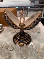 Faberge Ei met Elvis Presley Figuur, Ophalen of Verzenden, Zo goed als nieuw, Pop, Beeldje of Miniatuur