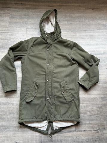 Parka maat M beschikbaar voor biedingen