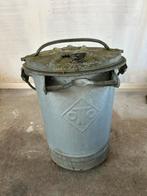 Oude zinken vuilnisemmer, Huis en Inrichting, Woonaccessoires | Prullenbakken, Ophalen, 40 liter of meer, Minder dan 50 cm, A