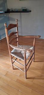 Oude stoel met biezen zitting., Ophalen of Verzenden