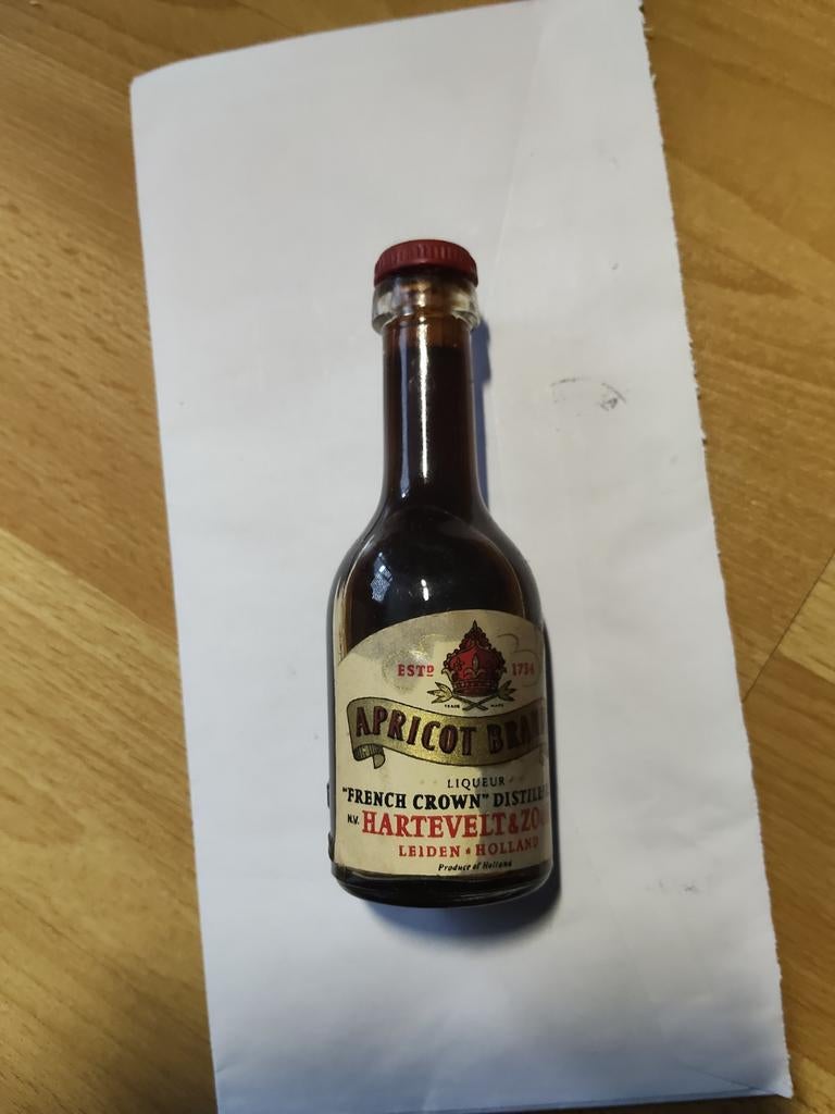 Miniatuur drank flesje, Verzamelen, Complete verzamelingen en Collecties, Ophalen of Verzenden