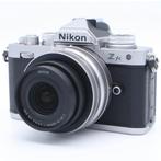 Nikon Z fc | Z 16-50mm | Smallrig Handgreep | 128 GB SanDisk, Audio, Tv en Foto, Fotocamera's Digitaal, Ophalen of Verzenden, Zo goed als nieuw