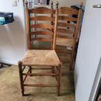 Set van 2 houten eetkamerstoelen met rieten zitting, Huis en Inrichting, Stoelen, Ophalen, Gebruikt, Twee, Bruin
