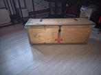 Oude kist met inhoud, Huis en Inrichting, Woonaccessoires | Kisten, Ophalen, Minder dan 50 cm, Gebruikt, 50 tot 100 cm