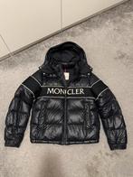 Moncler winter jas, Ophalen of Verzenden, Zo goed als nieuw, Jas