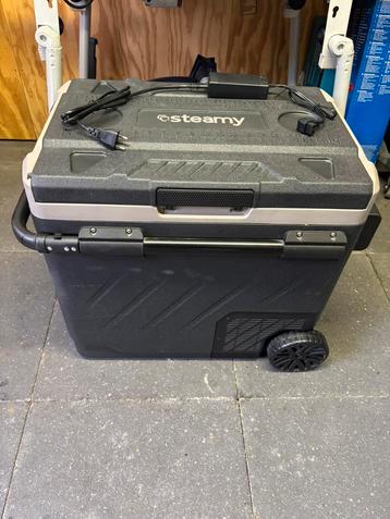 Steamy-E SECZGW61 Dual zone Elektrische Compressor Koelbox beschikbaar voor biedingen