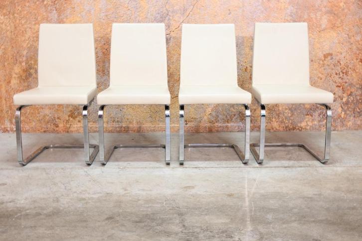 ZGAN! 4 gebroken witte leren Rolf Benz 620 design stoelen, Huis en Inrichting, Stoelen, Zo goed als nieuw, Vier, Leer, Metaal