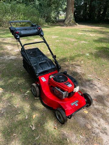 Snapper grasmaaier met zware briggs and stratton motor beschikbaar voor biedingen