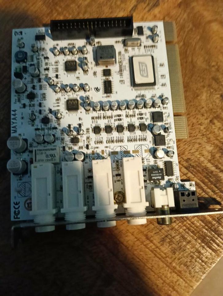 maya 44 esi, Computers en Software, Geluidskaarten, Zo goed als nieuw, Intern, Ophalen of Verzenden