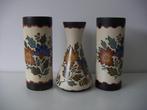 3 x Flora Gouda plateel keramiek vazen jr.1960. Dec. Floraal, Antiek en Kunst, Ophalen of Verzenden