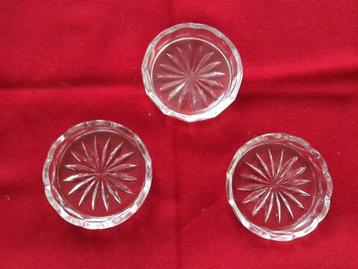 12 vintage kristallen onderzetters (ø 8 cm; h=1,5 cm) beschikbaar voor biedingen