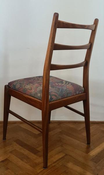 Vier vintage, design eetkamerstoelen. Jaren 60. Teak beschikbaar voor biedingen
