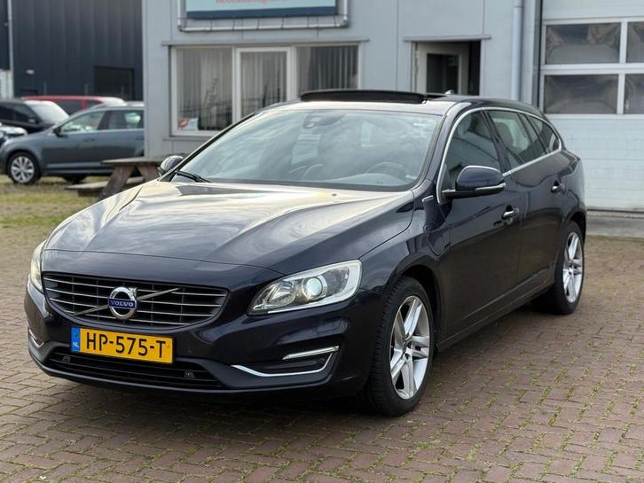 Volvo V60 2.4 D6 Twin Engine R-Design, Auto's, Volvo, Bedrijf, Te koop, V60, 4x4, ABS, Achteruitrijcamera, Adaptive Cruise Control