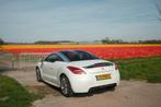 Peugeot RCZ 1.6 THP 2011 Wit parelmoer (APK September 2026), Auto's, Peugeot, Voorwielaandrijving, 15 km/l, Zwart, 4 stoelen